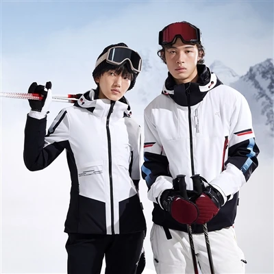 Yuav ua li cas txheej khaub ncaws rau Skiing?